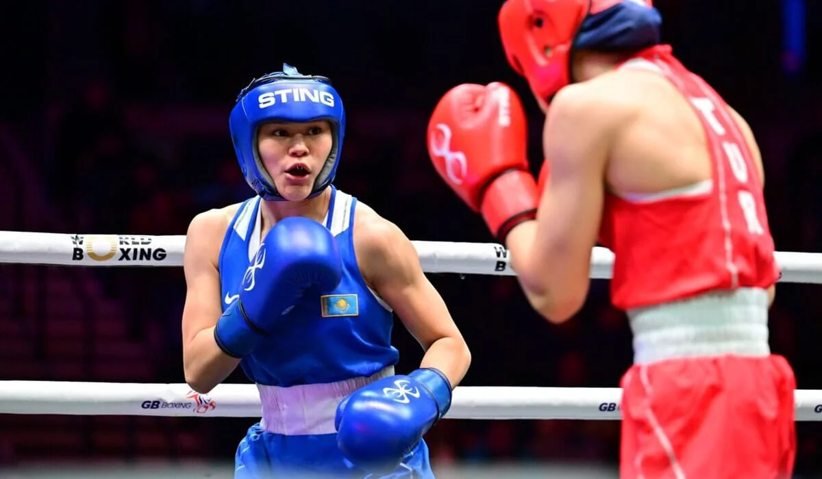 Балкибекова и Абикеева вышли в 1/4 финала этапа Кубка мира по боксу