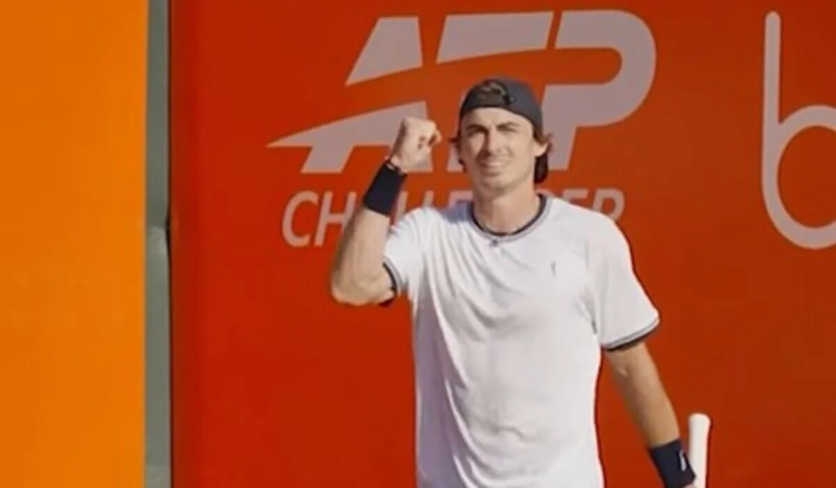 Скатов вышел в финал ATP Challenger в Шымкенте