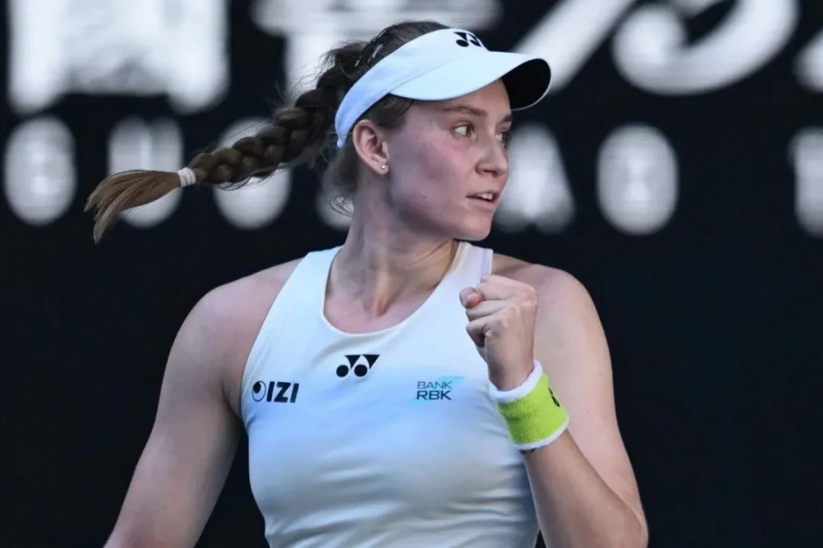 Рыбакина обыграла олимпийскую чемпионку на турнире WTA 1000 в Мадриде