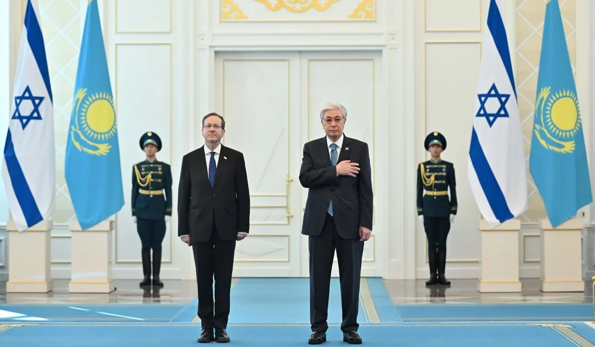 Президент Израиля прибыл в Казахстан (ФОТО)