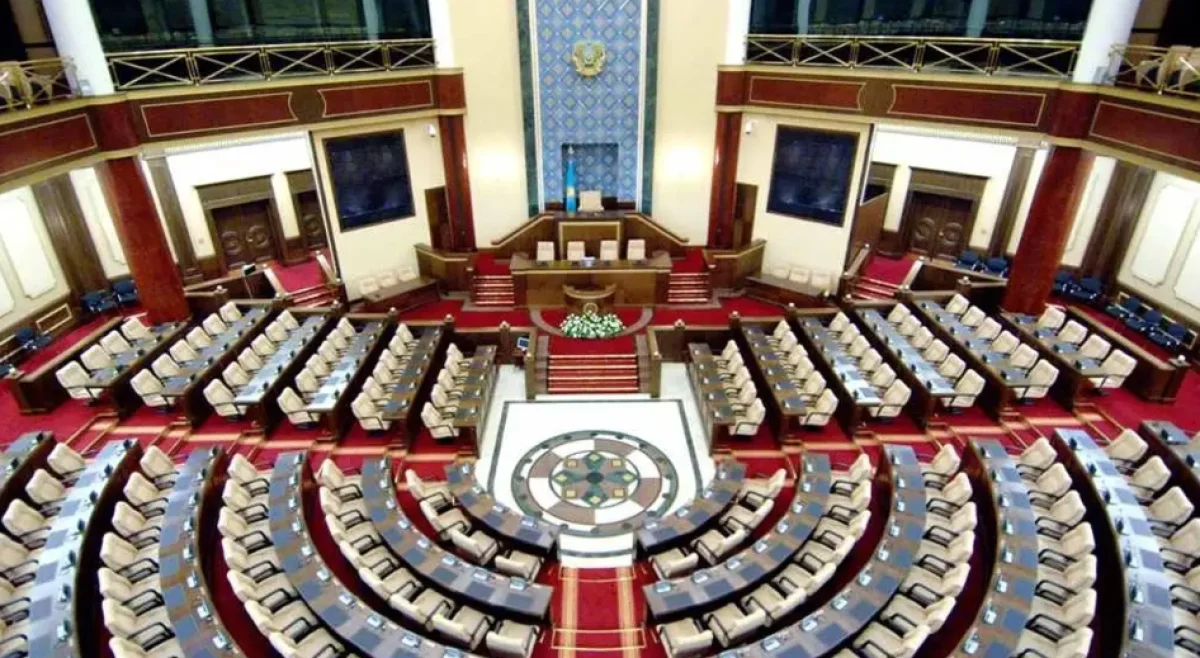 Депутаты Мажилиса взяли в работу четыре новых законопроекта