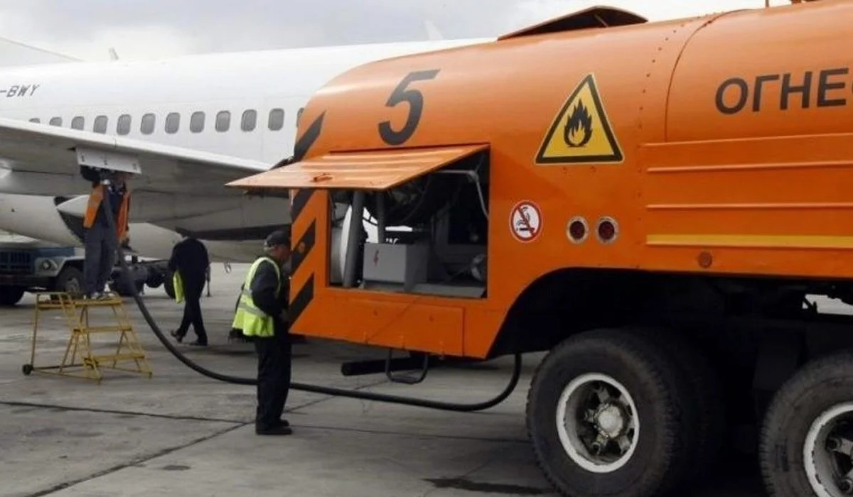 Аэропорт Усть-Каменогорска годами завышал цены на авиатопливо