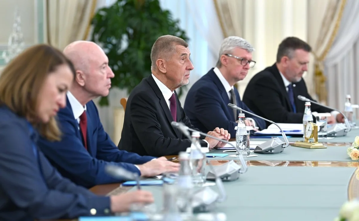 Премьер Чехии заявил о намерении увеличить товарооборот с Казахстаном