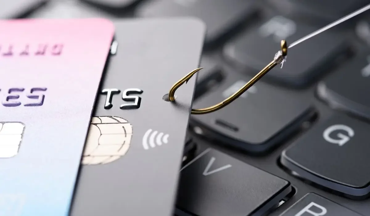 Семейную пару осудили за участие в мошеннической схеме в ЗКО