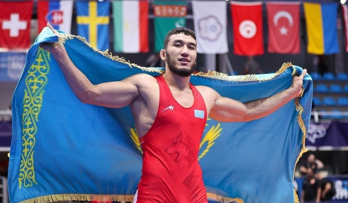 Казахстанские борцы завоевали 22 медали на молодежном чемпионате Азии