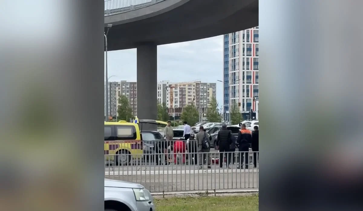 Мужчина упал с моста у вокзала «Нурлы жол» в Астане