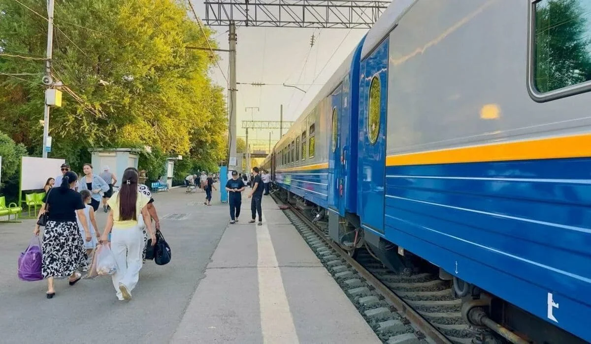 Летом из Караганды, Семея и Усть-Каменогорска запустят дополнительные поезда