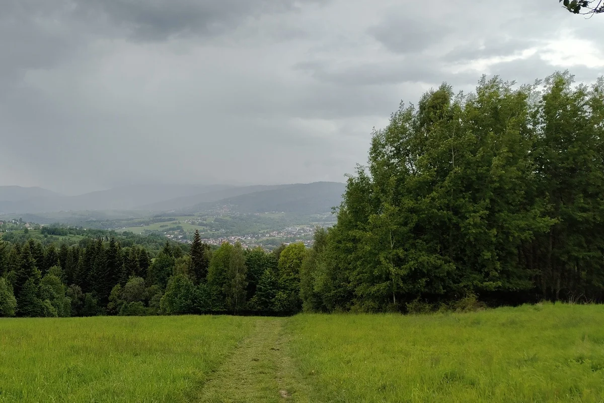 В 16 регионах Казахстана объявили штормовое предупреждение на 5 июня