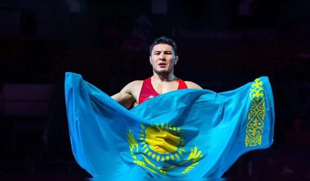 Казахстанский борец стал серебряным призером турнира в Монголии