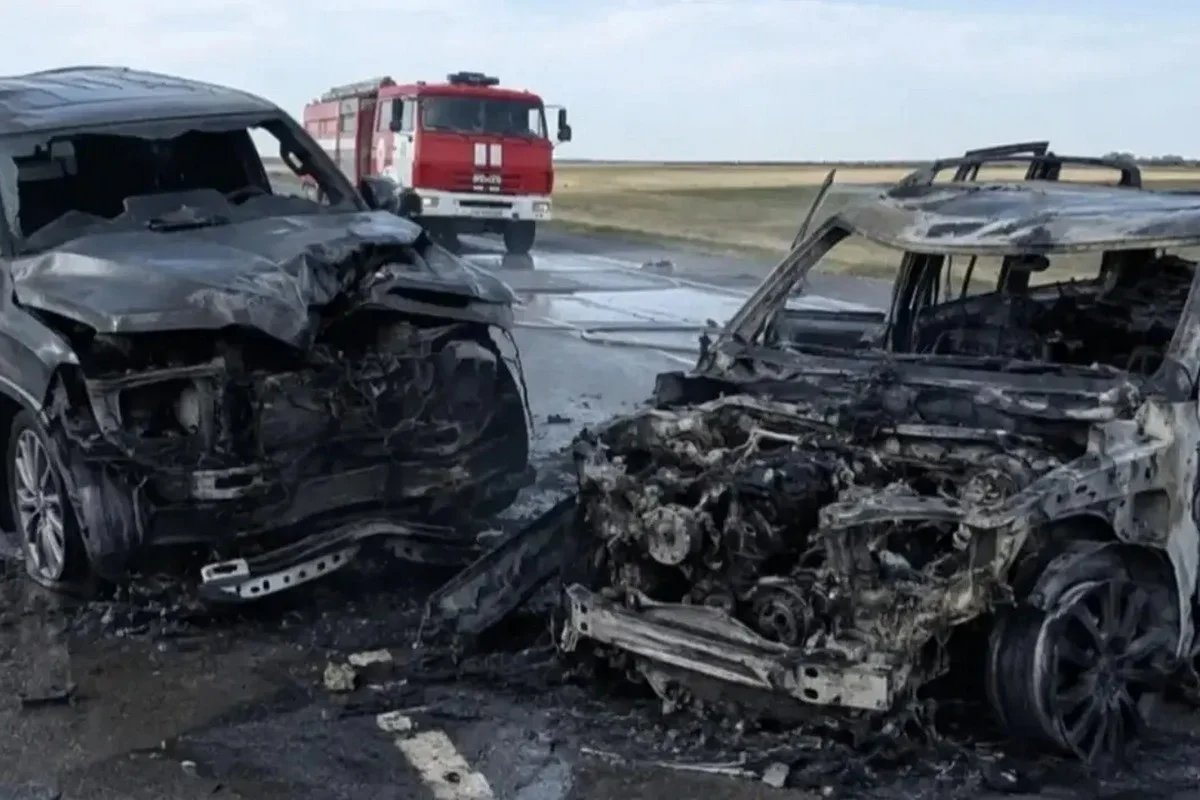 Пять человек погибли в массовом ДТП на трассе в Акмолинской области