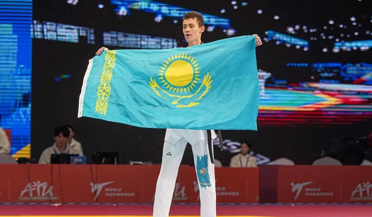 Казахстанские таеквондисты взяли 18 медалей в стартовый день Altaic Cup