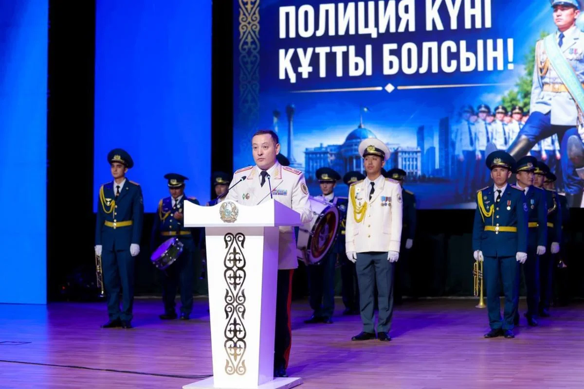 В Шымкенте торжественно отметили День казахстанской полиции