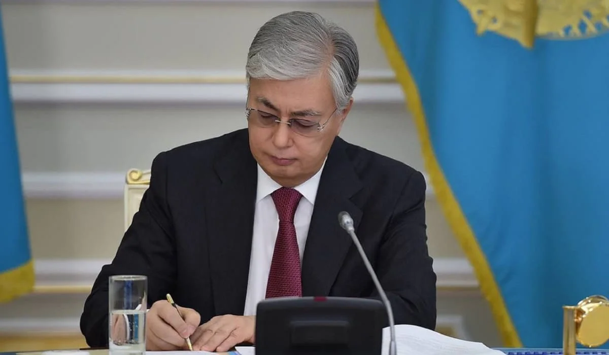 Штрафы на 17 млрд тенге спишут казахстанцам – Токаев подписал закон