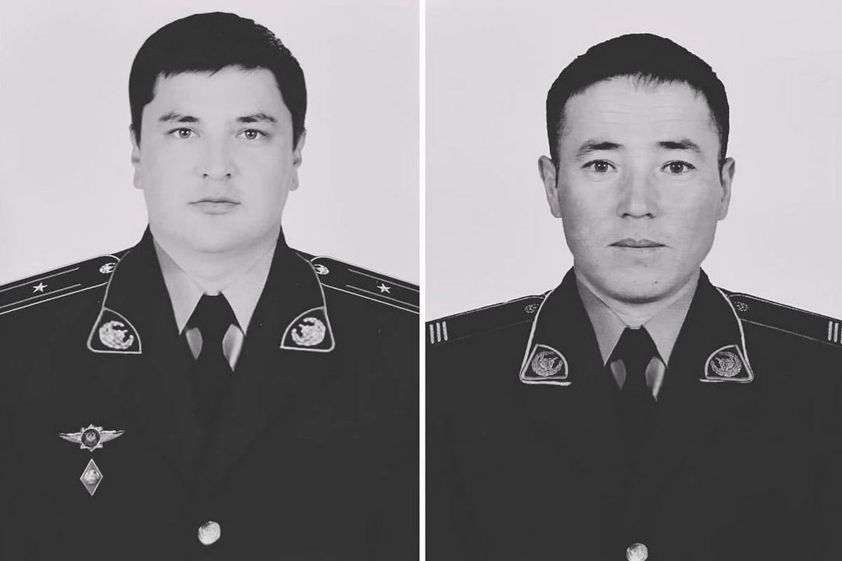 Двое полицейских на службе погибли в ДТП на западе Казахстана