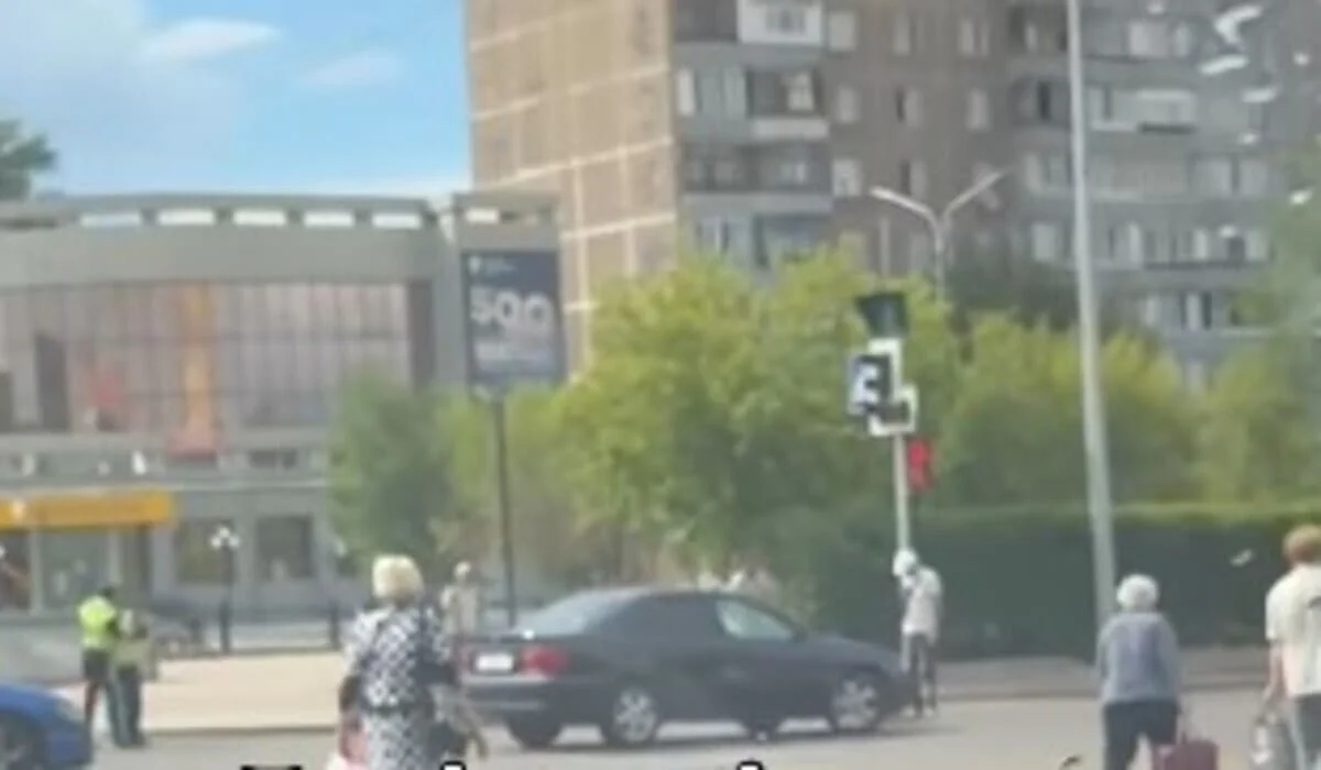 Женщину сбили на проспекте Металлургов в Темиртау (ВИДЕО)