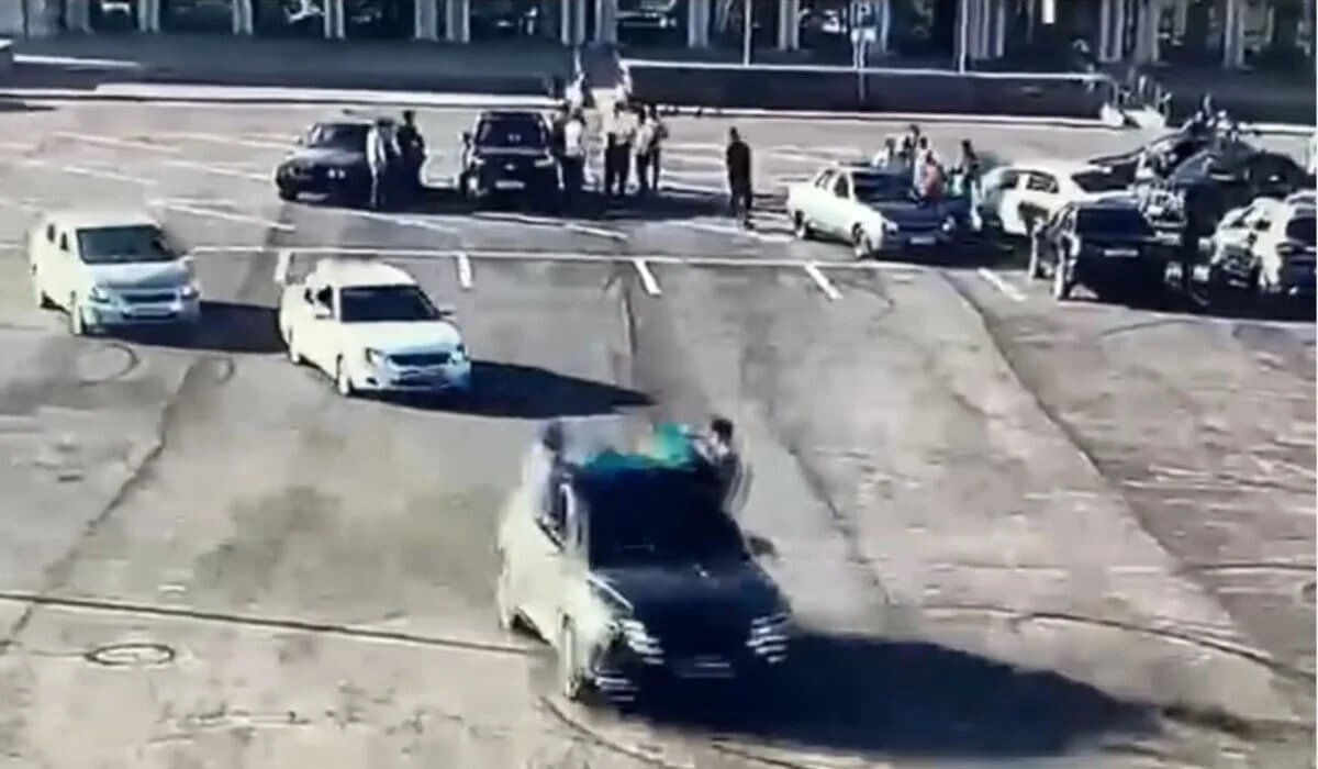 В Жезказгане наказали восьмерых молодых водителей за грубые нарушения ПДД (ВИДЕО)