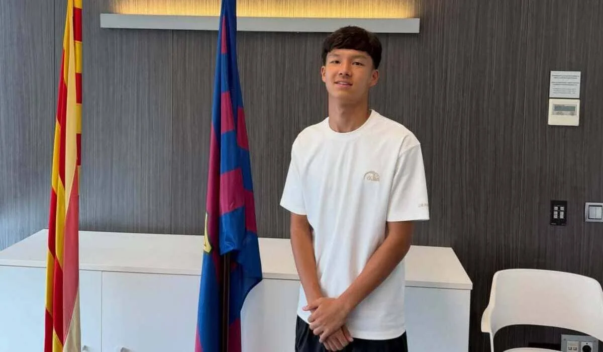 15-летний футболист из Казахстана подписал контракт с «Барселоной»