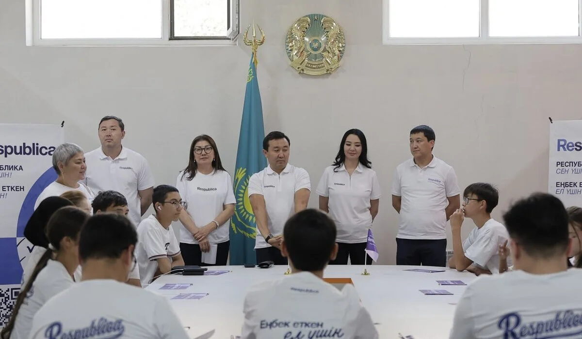 Представители партии Respublica провели встречу в карьерном центре Жезказгана