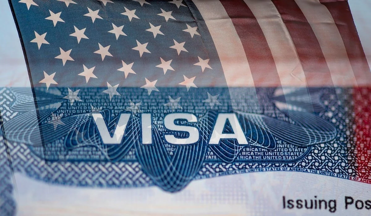 США потребуют от части иммигрантов залог до 250 тысяч долларов для получения визы