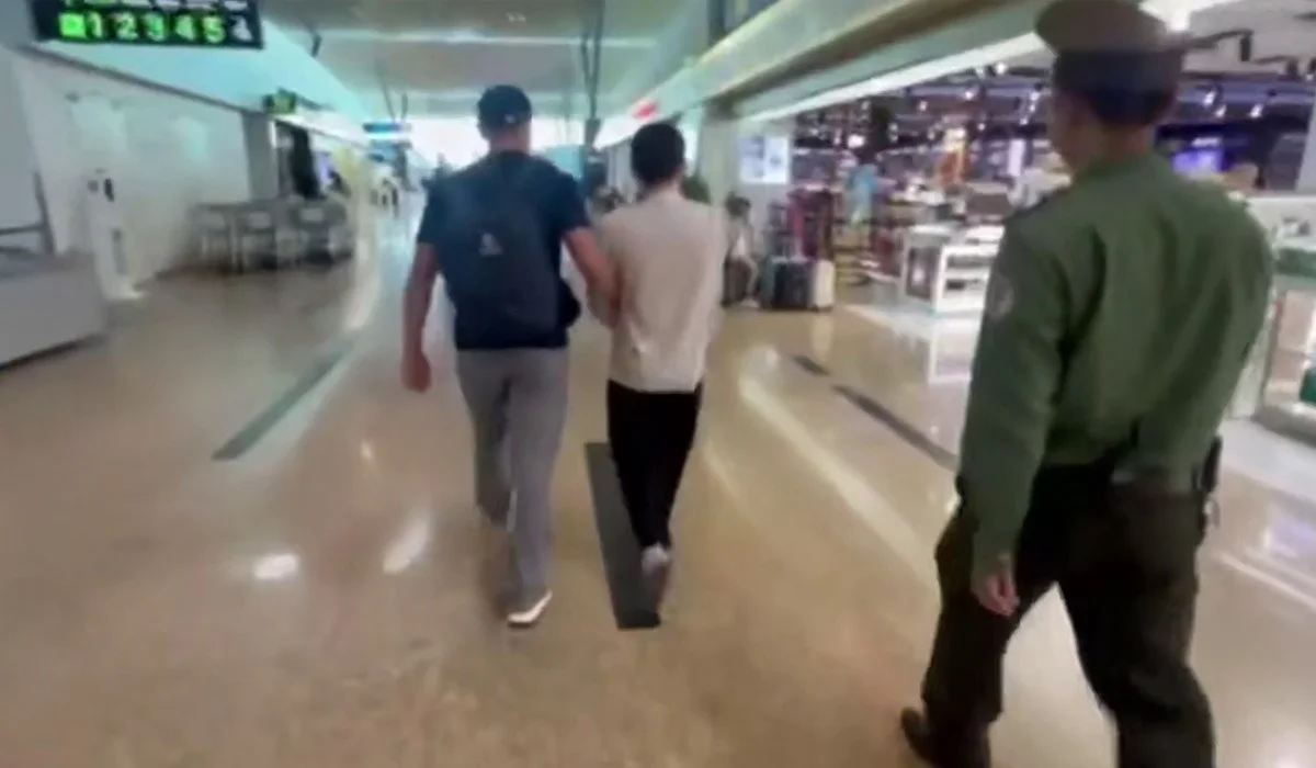 Ударил мать ножом: скрывавшегося во Вьетнаме казахстанца вернули на родину (ВИДЕО)