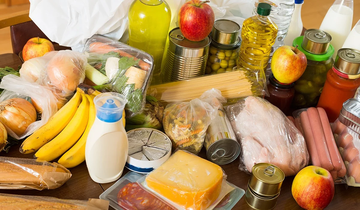 Картофель подешевел на 4%: как изменились цены на социальные продукты в Казахстане