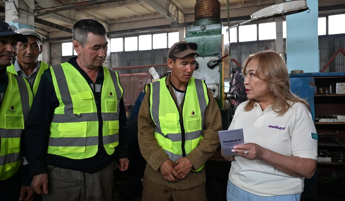 ЖКХ, транспорт, производство и образование: партия «Әділет» обсудила развитие регионов