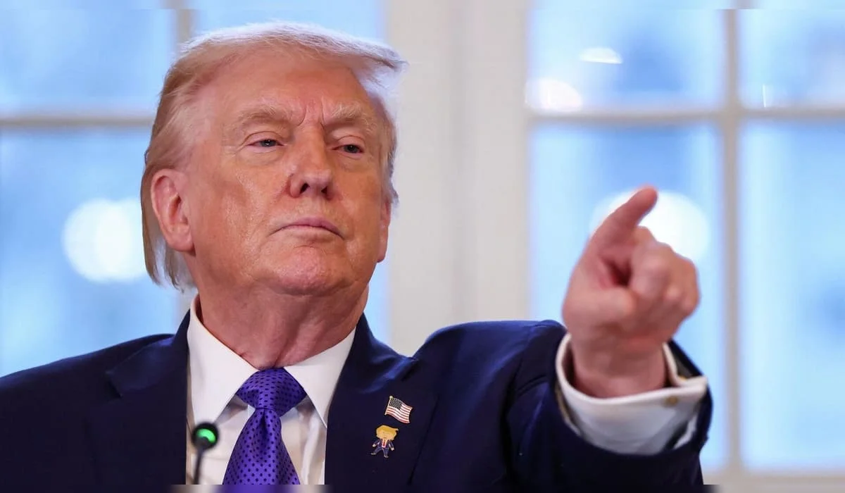 «Разбомбим к чертовой матери»: Трамп пригрозил нанести удар по Оману