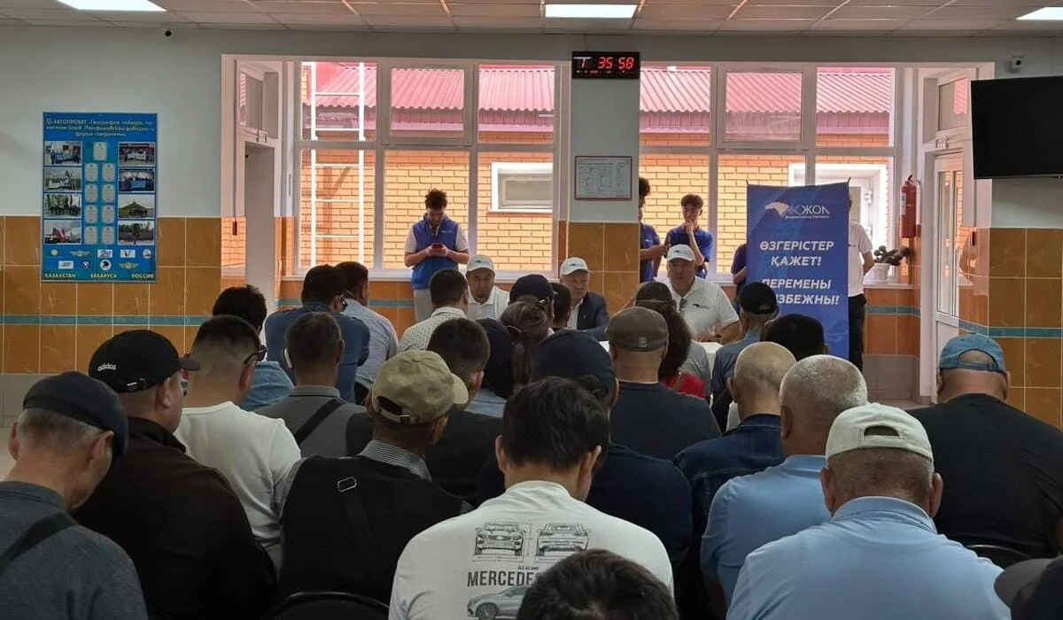 Партия «Ак жол» обсудила с работниками «Астана-Теплотранзит» основные положения программы