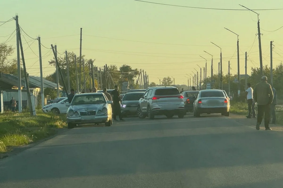 Ребенок погиб под колесами Mercedes в Акмолинской области: водителя задержали