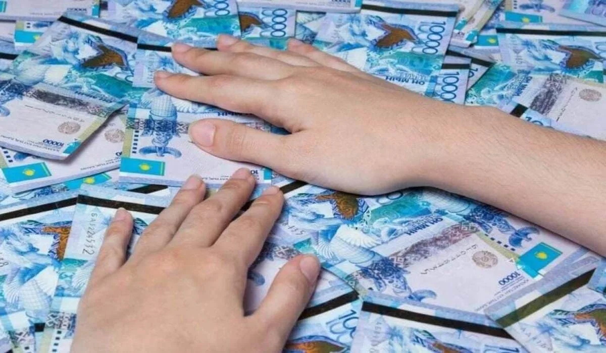 Комендант общежития в Астане пять лет собирала деньги со студентов