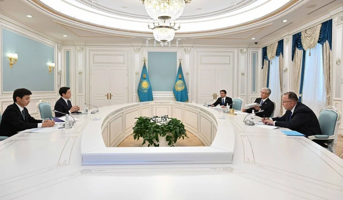 ИИ внедрят в 500 школ Казахстана к апрелю 2027 года