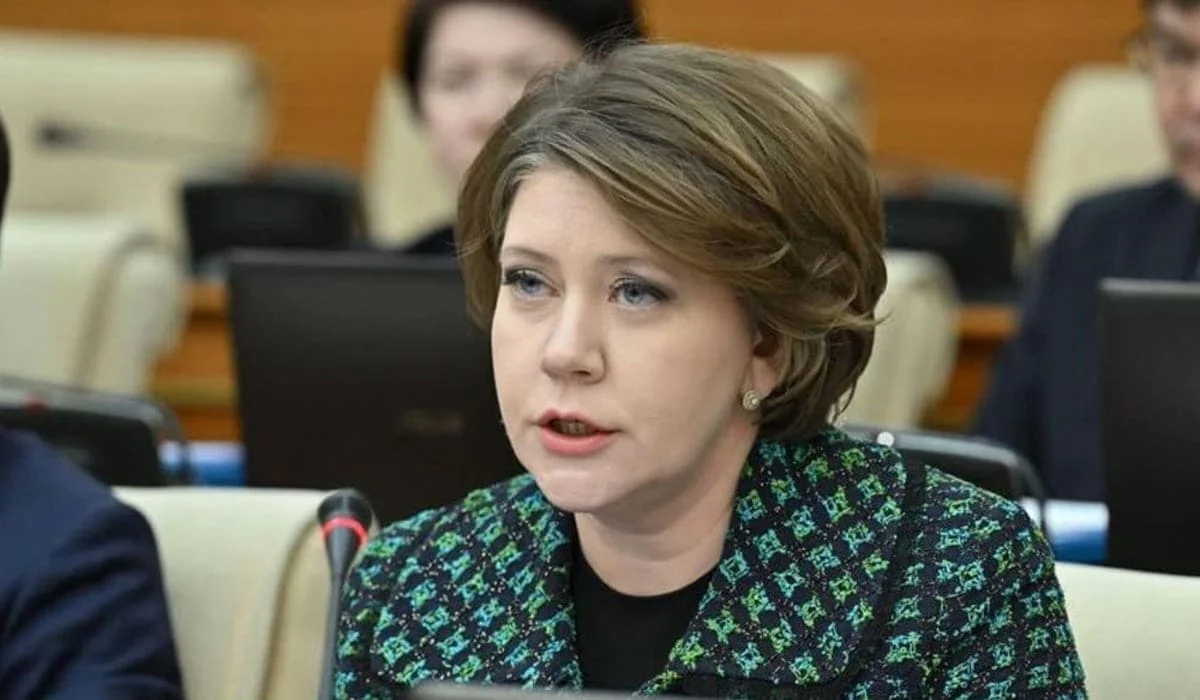 Депутат партии «Әділет» Татьяна Савельева сложила полномочия