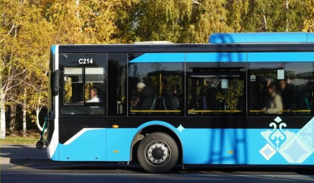 От 150 до 400 теңге: в Астане утвердили новые тарифы на проезд в автобусах