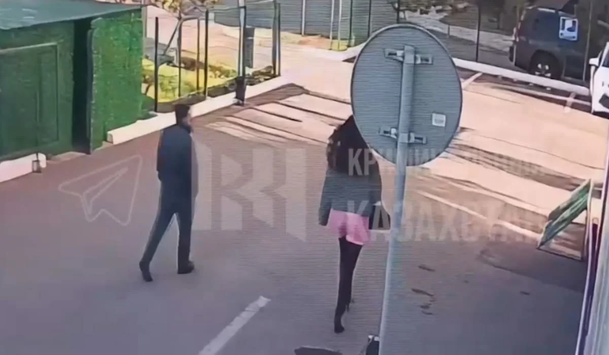 Мужчина преследовал девушку и схватил за ягодицы в Астане (ВИДЕО)
