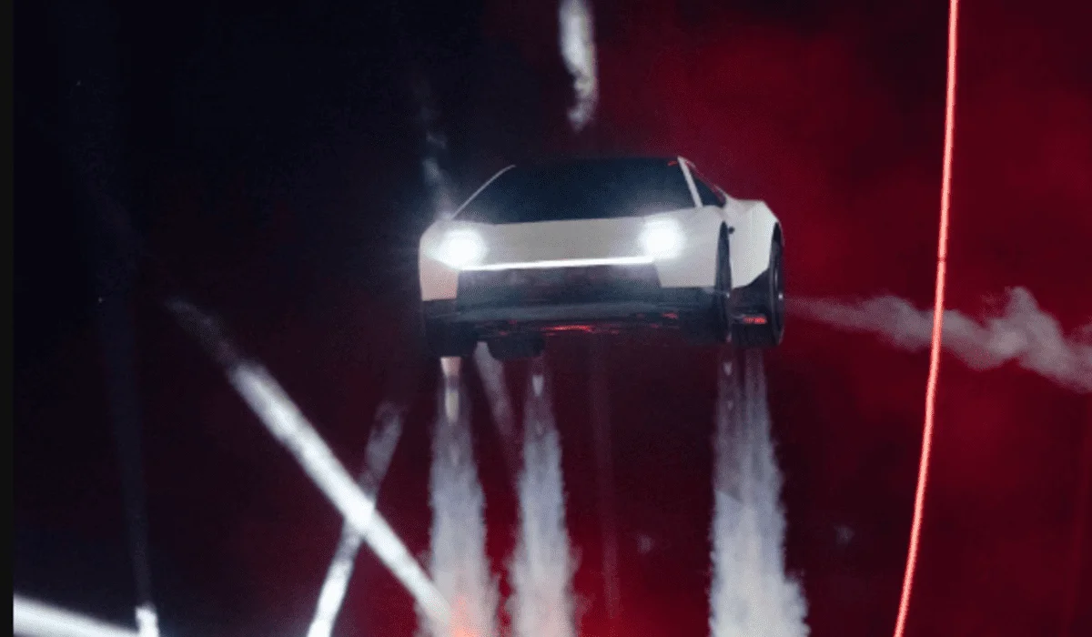 Tesla показала «летающий» электрокар Roadster (ВИДЕО)