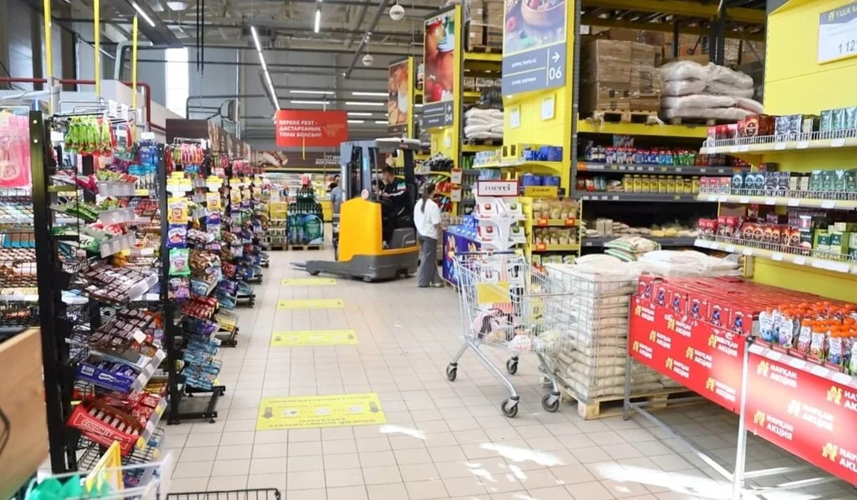 Скидки до 50%: что скупают казахстанцы на праздничных распродажах