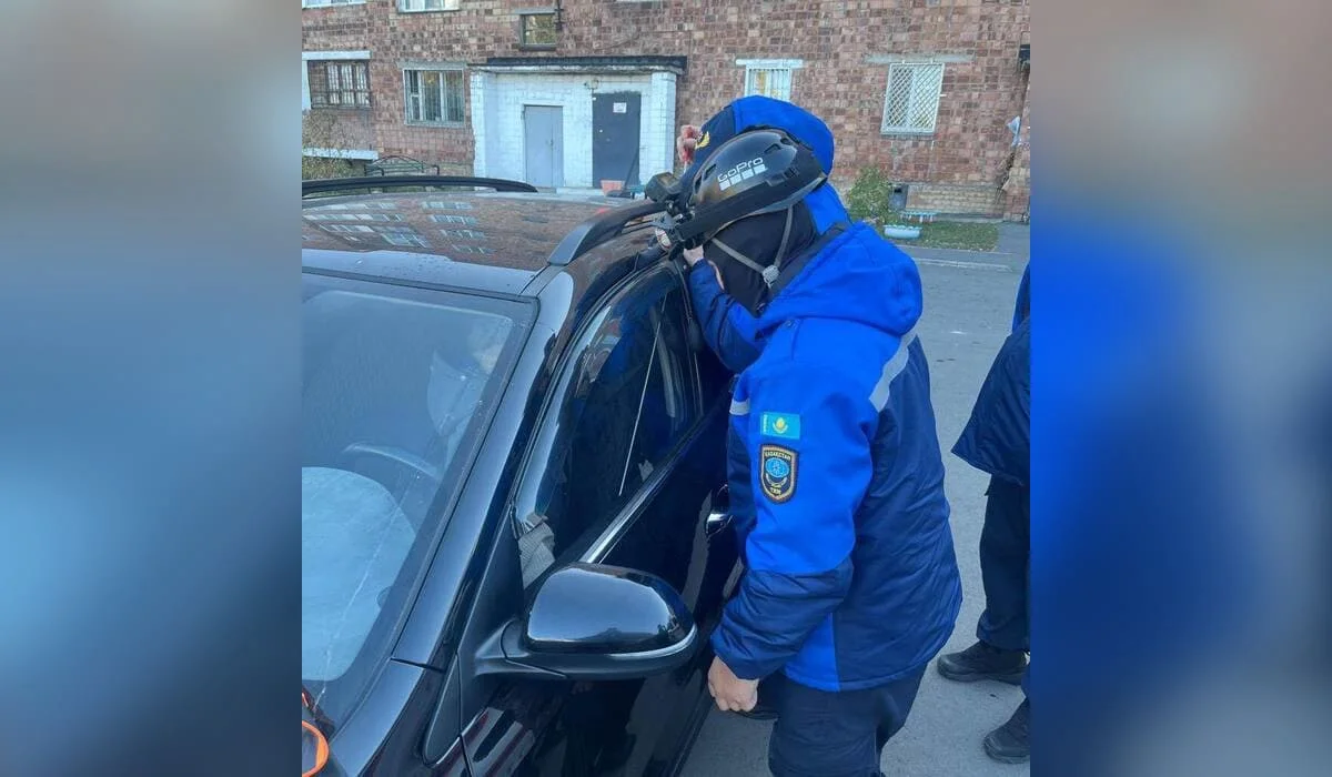 Оказавшегося в ловушке двухлетнего малыша спасли в Павлодаре