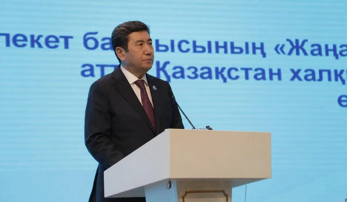 Председатель Халық Кеңесі обсудил с общественностью Акмолинской области ключевые приоритеты Послания главы государства