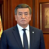 Импичмент президента инициировала группа депутатов парламента Кыргызстана