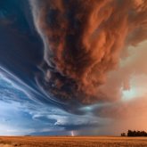 Грозы и шквалистый ветер: штормовое предупреждение объявлено в регионах Казахстана