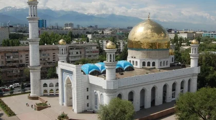 В мечетях нет коррупционеров, утверждает имам