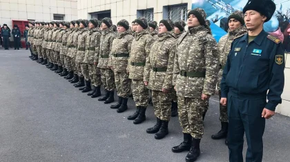 Столичных новобранцев проводили в десантно-штурмовые войска