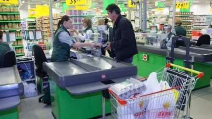Сувенирными купюрами рассчитывались мошенники в Павлодаре