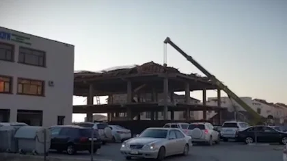 Здание рушится на глазах актаусцев