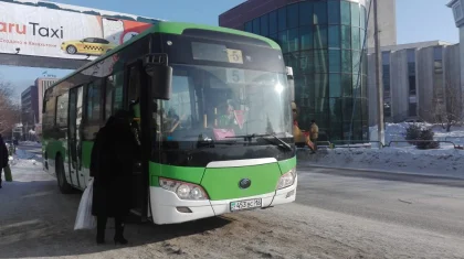 Полицейские объявили охоту на «зайцев» в автобусах Семея