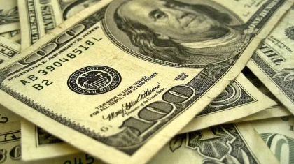 Курс доллара в среду повысился до 377,07 тенге