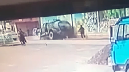 Водовоз насмерть сбил девушку в Туркестанской области