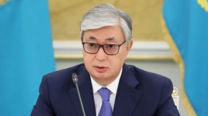 Президент поручил пересмотреть порядок праздничных дней для госслужащих