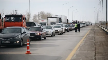 Как казахстанцы пытаются проникнуть через блокпосты