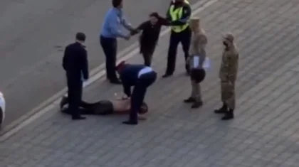 Лежачего били по голове в Нур-Султане: расследуется дело в отношении полицейских